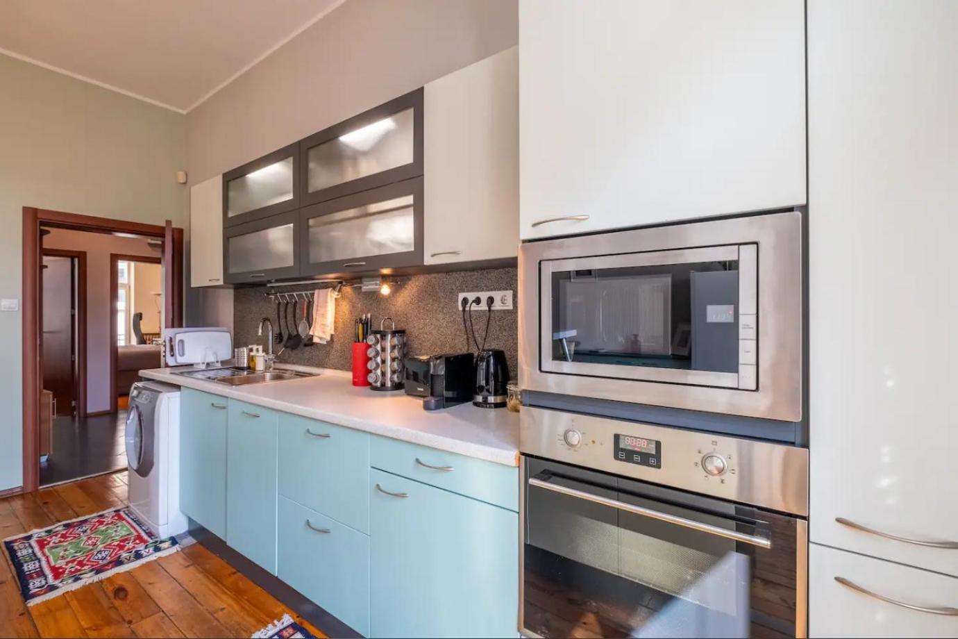 Charming 2Bdr Apartment In Historic Center With Parking Sofia Bagian luar foto