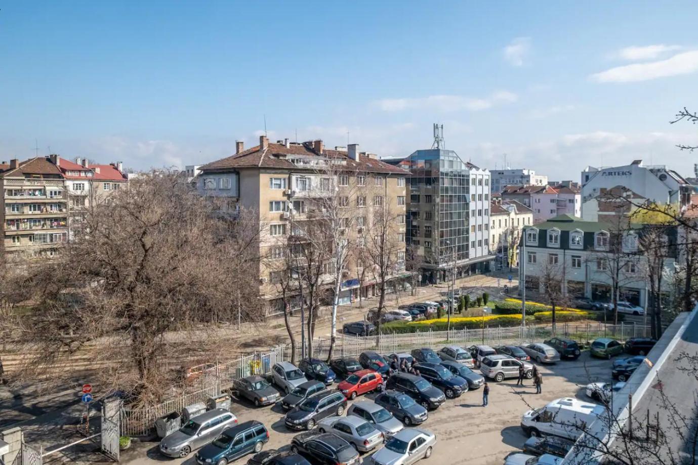 Charming 2Bdr Apartment In Historic Center With Parking Sofia Bagian luar foto